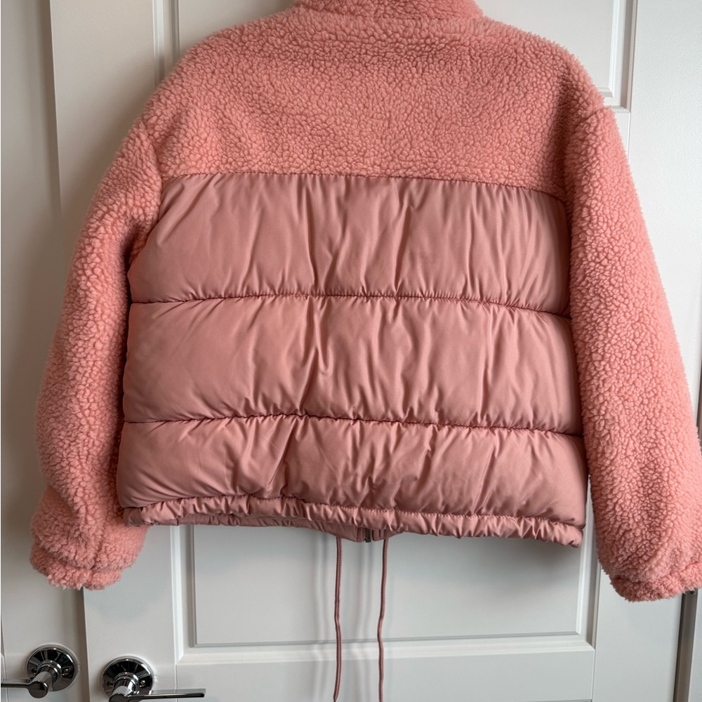 Pink puffy jacket - Picture 3 of 7